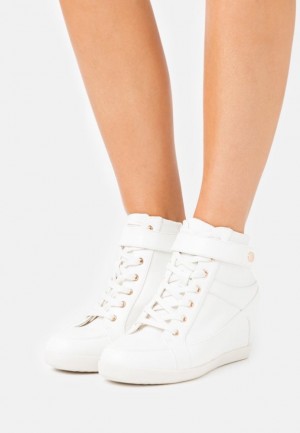 Adidasi Dama Anna Field Bootie High Top Trainers Albi | 84193-TKJC