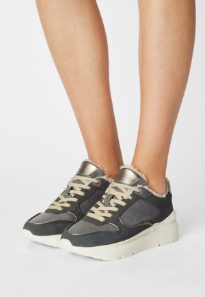 Adidasi Dama Anna Field Confort Piele Trainers Albastri | 92563-BDFR