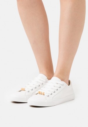 Adidasi Dama Anna Field Trainers Albi | 03479-QWGU