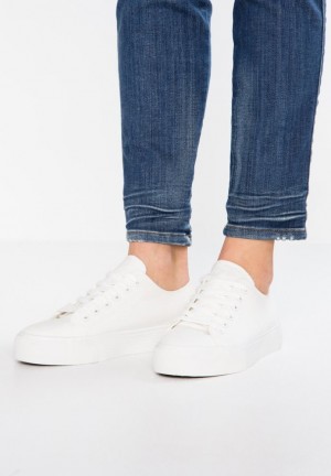 Adidasi Dama Anna Field Trainers Albi | 19762-VQPL