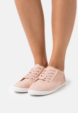 Adidasi Dama Anna Field Trainers Roz | 34856-ZRXL