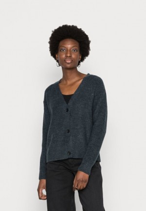 Cardigan Dama Anna Field Cardigan Kaki | 69301-TPSK