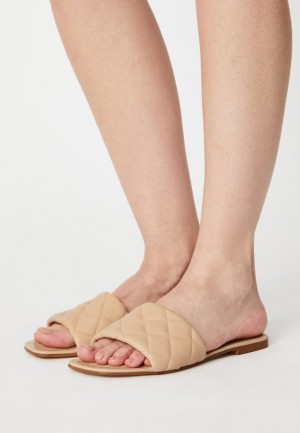 Papuci Dama Anna Field Piele Mules Bej | 63897-YGXH
