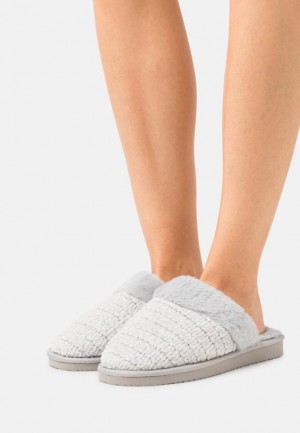 Papuci Dama Anna Field Slippers Gri | 82716-BMWY